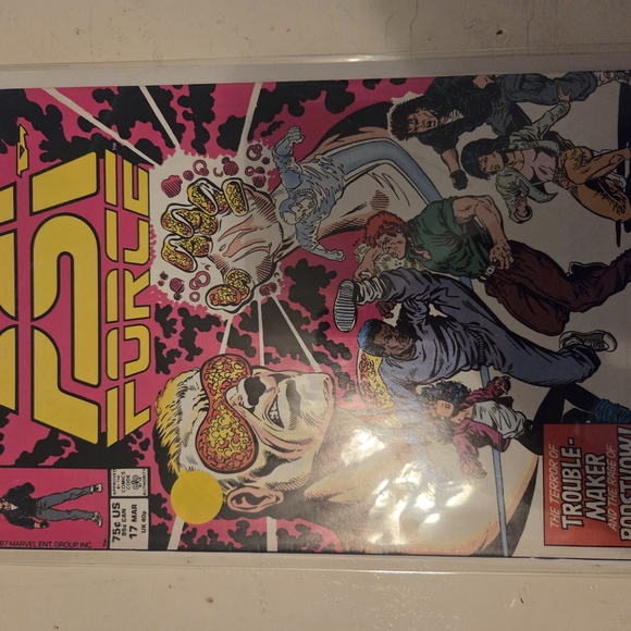 Marvel Silver Surfer Comic Book - Picture 12 of 15